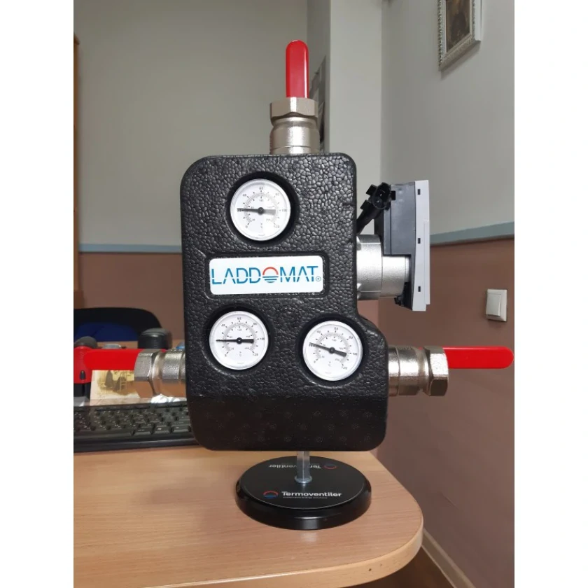 Термосмесительный узел Laddomat 21-100 63°C R32, WILO YP7.5 ErP, фото 5